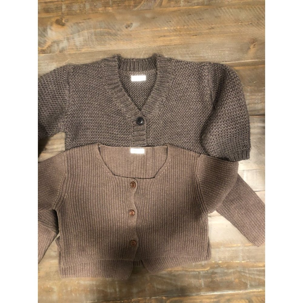 LOT OF 2 KOREAN "YUNERMA BABY" CARDIGAN SWEATERS - SIZE 4Y